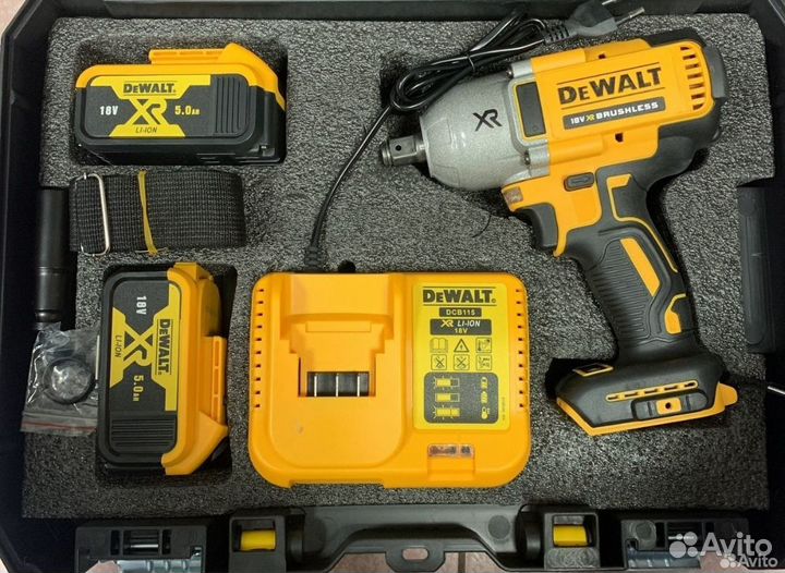 Гайковерт DeWalt 600 h.m