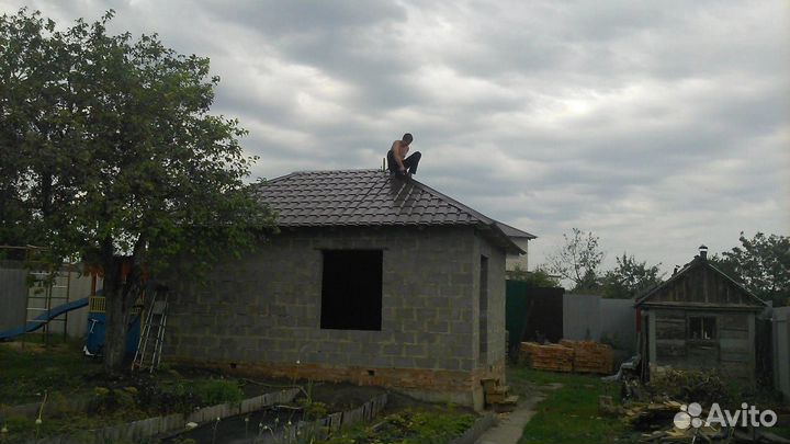 Бригада строителей