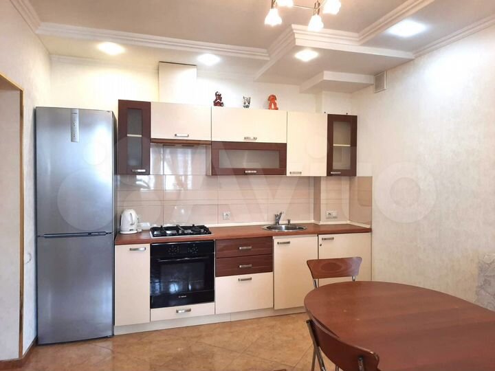 3-к. квартира, 86 м², 2/10 эт.