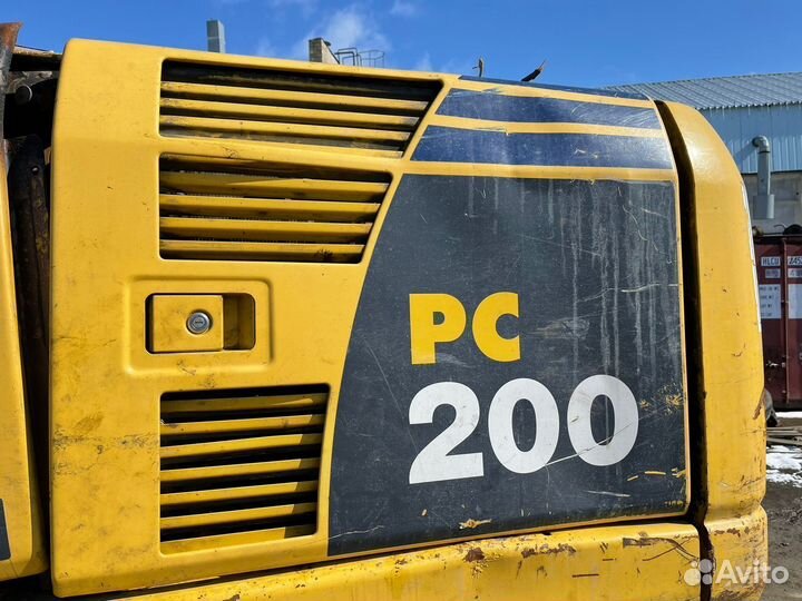 Разбор komatsu pc200-8