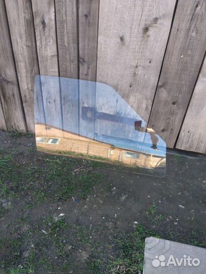 Стекла передние боковые ваз 2109-2115