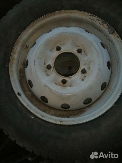 Matador MP 30 Sibir Ice 2 205/70 R16