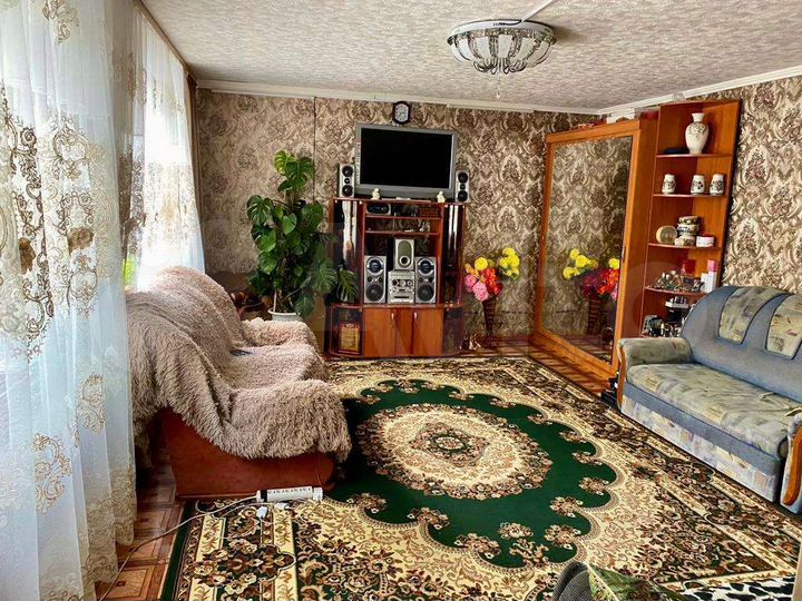 Дом 52,4 м² на участке 3,5 га