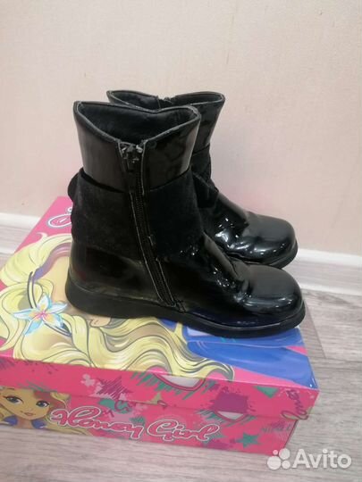 Ботинки на девочку