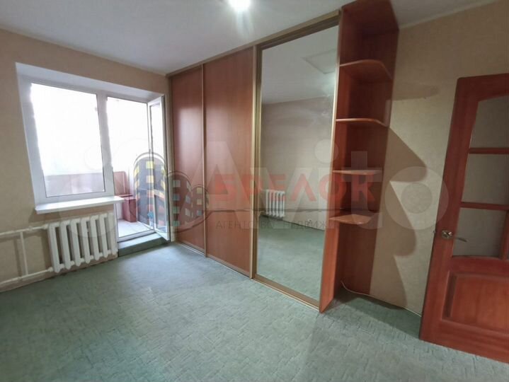 3-к. квартира, 65 м², 6/9 эт.