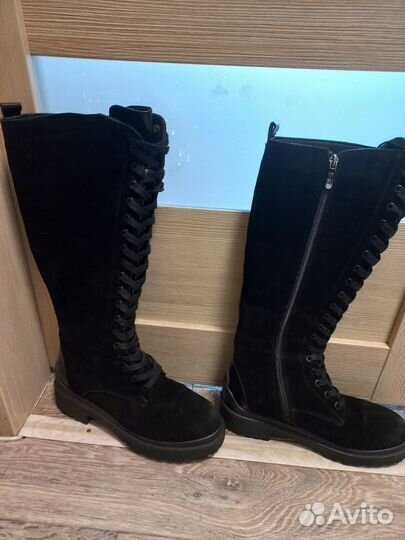 Одним лотом 2 куртки+сапоги зима (состояние на 4)