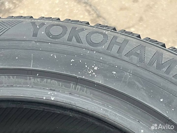 Yokohama Ice Guard Stud IG55 235/55 R18 104T