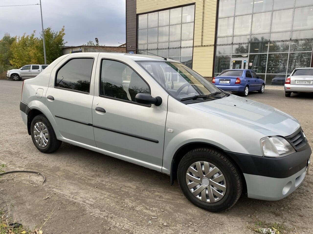 Renault Logan: фото владельца