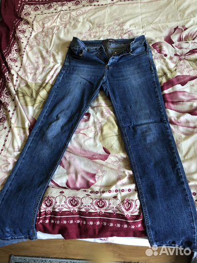Джинсы натуральные,следов носки нет