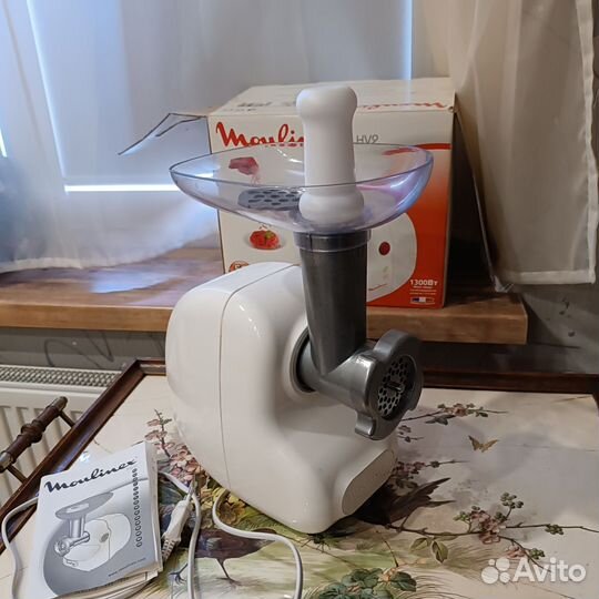 Мясорубка Moulinex hv2 ME205 новая