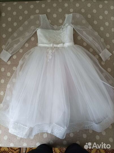 Детское нарядное платье 128
