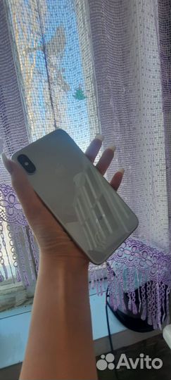 iPhone X, 64 ГБ