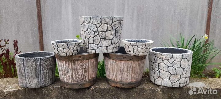 Уличные цветочные горшки