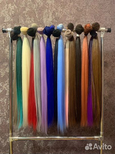 Наращивание цветных прядей