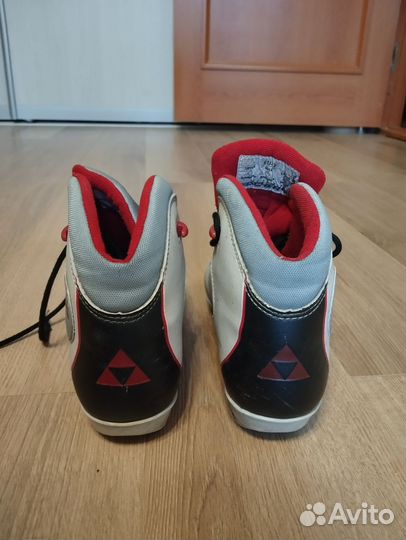 Лыжные ботинки fischer