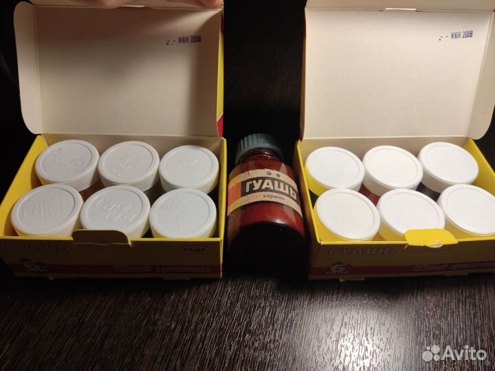 Гуашь 6 цветов и гуашь СССР сухая