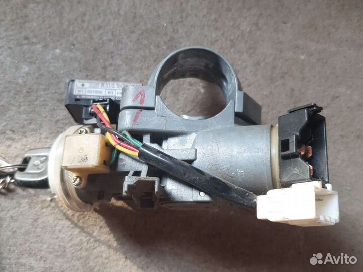 Замок зажигания Mitsubishi Lancer 9