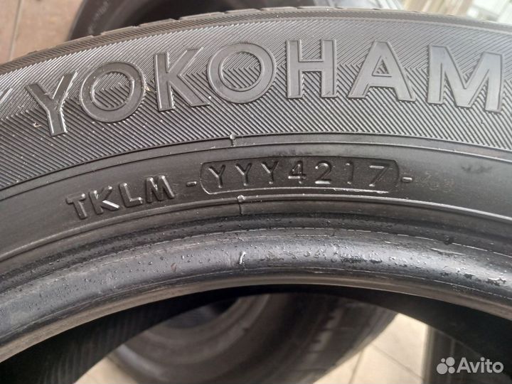 Yokohama BluEarth E70BZ 215/55 R17