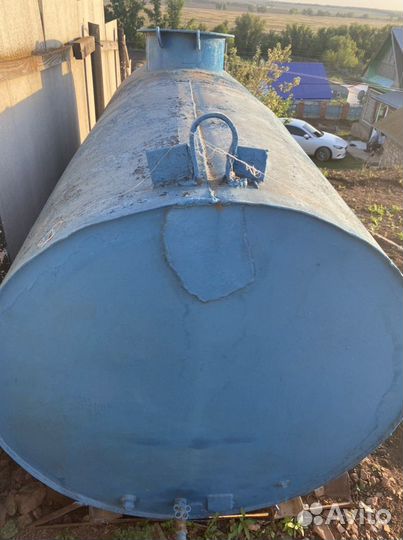 Емкость под воду металлическая