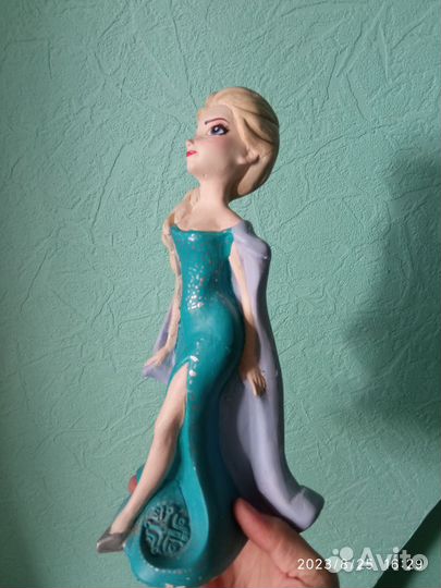 Гипсовая статуэтка Эльзы