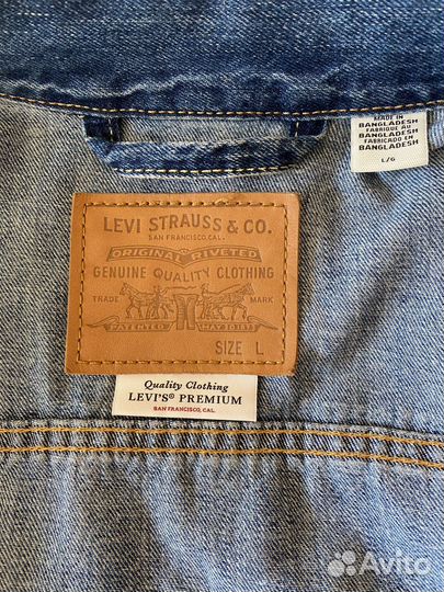 Джинсовая куртка levis