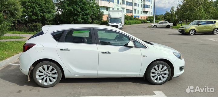 Opel Astra 1.6 AT, 2013, 185 000 км