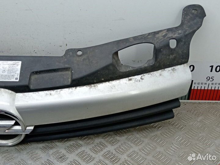 Решетка радиатора для Opel Astra H 13241967