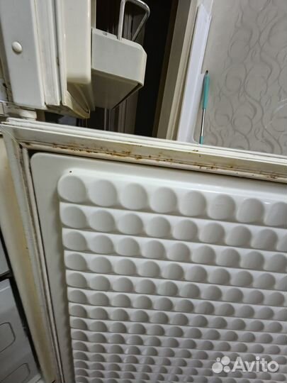 Продам холодильник бу