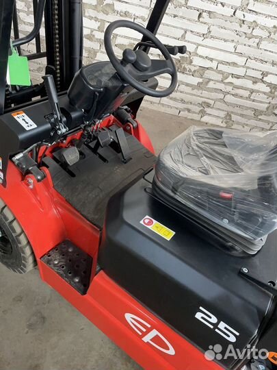 Вилочный погрузчик EP Equipment CPCD25T3, 2023