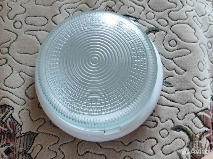 Светильник для ванной