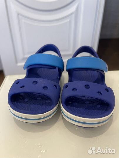 Сандалии crocs c6