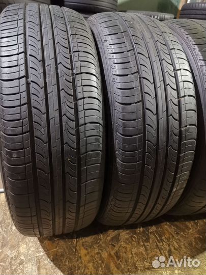 Roadstone Classe Premiere CP672 225/60 R18