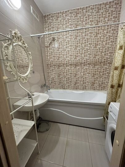 2-к. квартира, 54,8 м², 2/5 эт.