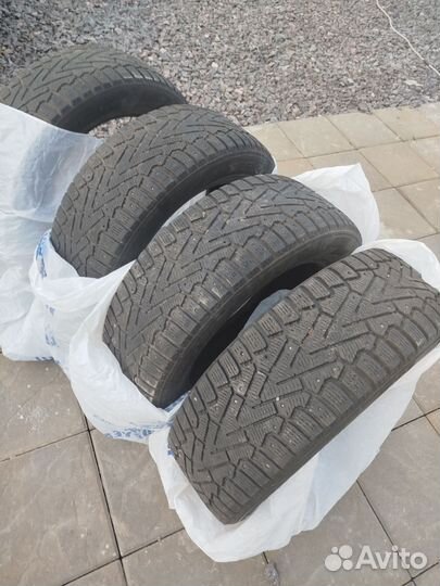 Pirelli Ice Zero 225/60 R17