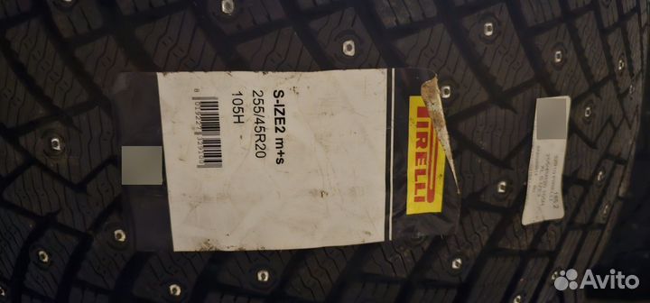 Pirelli Scorpion Ice Zero 2 255/45 R20