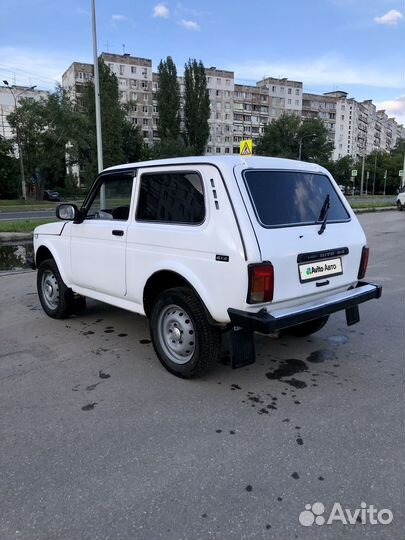 LADA 4x4 (Нива) 1.7 МТ, 2006, 125 000 км