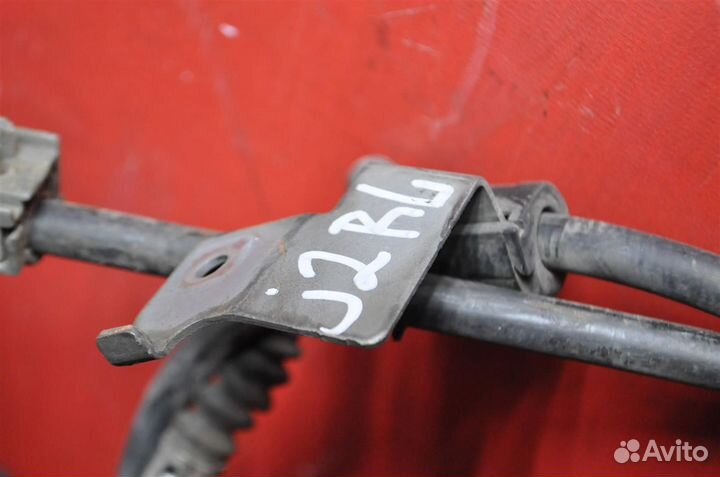 Трос ручного тормоза toyota prius ZVW30