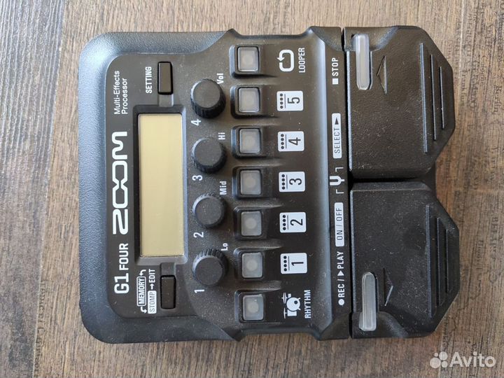 Педаль zoom g1 four