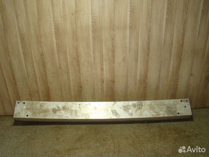 Усилитель переднего бампера Subaru Forester 2