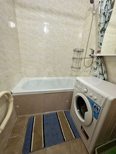 2-к. квартира, 58 м², 4/9 эт.