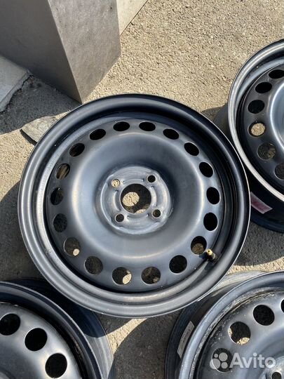 Диски R15/6J; 4x100; ET40; цо 60.1