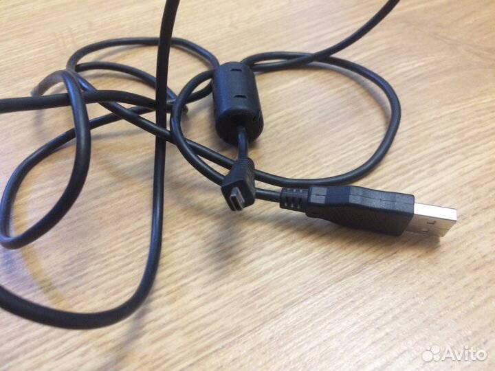 Шнуры: com, svideo, порты: usb, com, lpt, заглушки