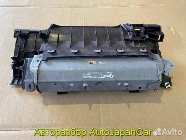 В колено подушка безопасности лексус rx 4