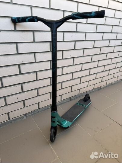 Трюковой самокат Blunt Colt