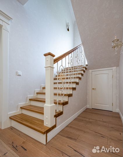 Лестница из дуба