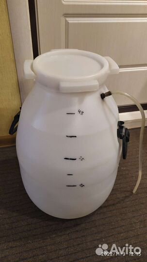 Пластиковый бак для браги