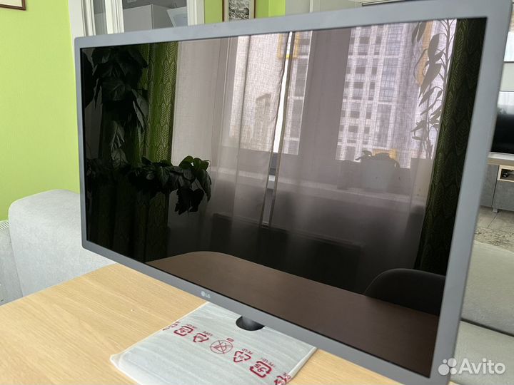 Монитор LG 4K 24md4kl (для mac)