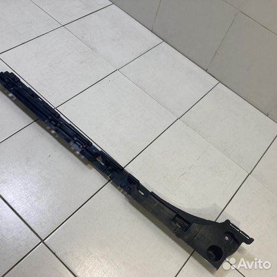 Кронштейн порога правый задний BMW 6-series F06