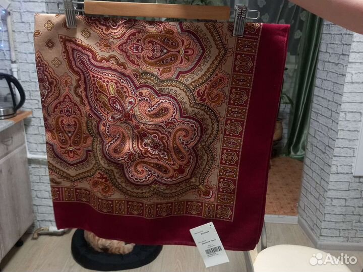 Павловопосадский шерстяной платок