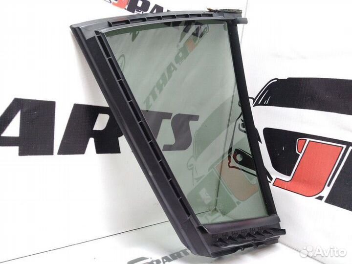 Форточка двери задняя Mazda 3 BL (2008—2011)